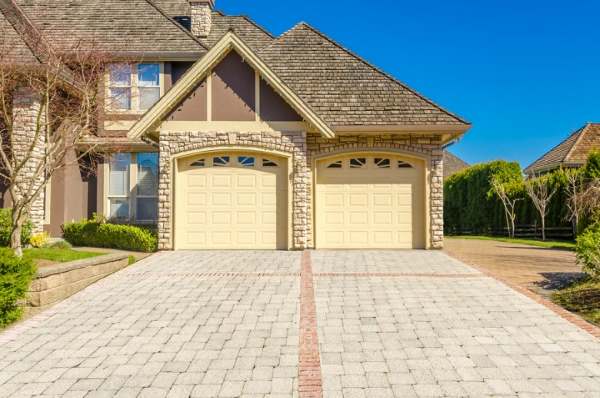 Garage Doors in Fort Myer, Virginia